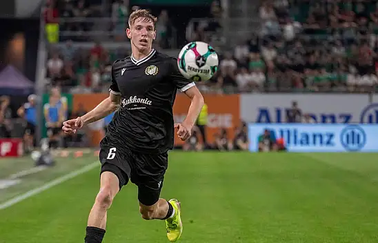 Konyaspor'a Toth geliyor