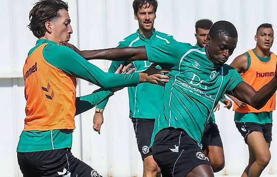 Konyaspor, Gençlerbirliği'ne bileniyor
