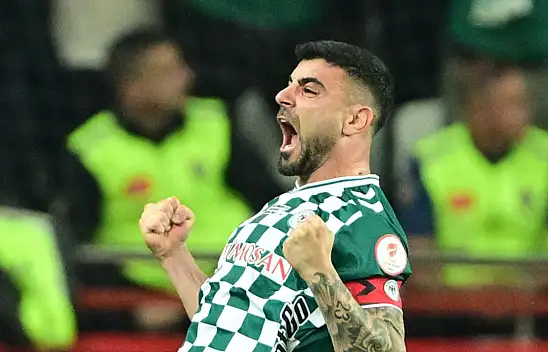 Konyaspor ile Adana Demirspor arasında Adil pazarlığı