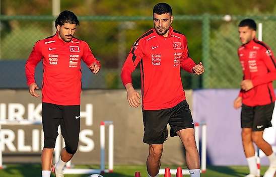 Konyaspor'un kaptanı Fransa maçında yok!