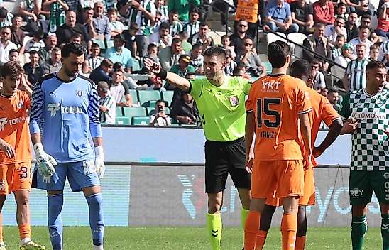 Konyaspor'un penaltısı böyle iptal edildi!