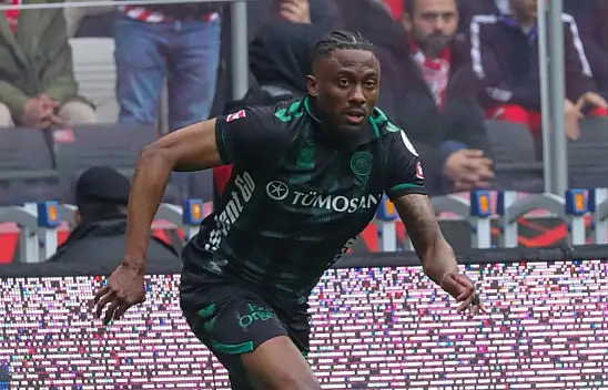 Konyaspor'un sağ beki Antalya maçına yetişmeyebilir!