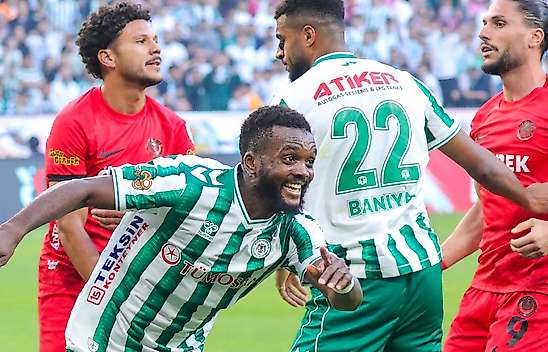 Konyaspor'un stoperi Awaziem: Gurur duyuyorum