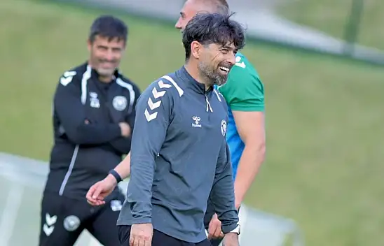 Konyaspor'un teknik patronu fikstürü değerlendirdi