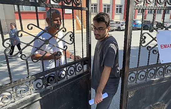 KPSS'de adresleri karıştırdı, sınava giremeden ayrıldı