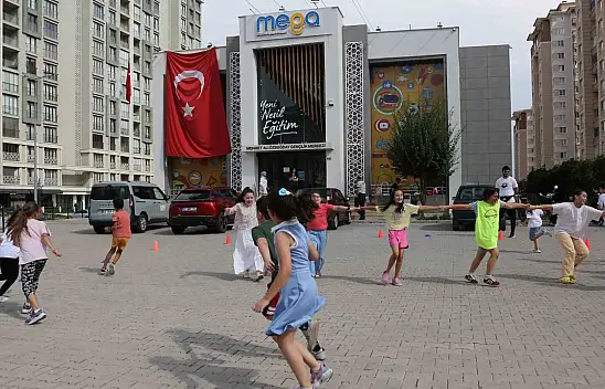 MEGA Yaz Okulu'nda kayıtlar başlıyor