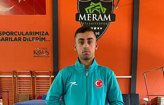 Meramlı sporcu Ünlü'den tarihi zafer