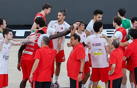 Milliler Almanya'da terleyecek