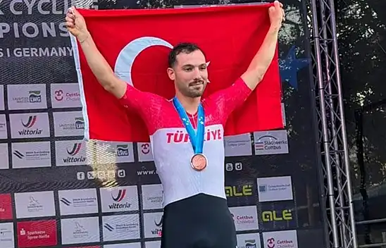 Müftüoğlu'ndan Konyalı sporcuya tebrik