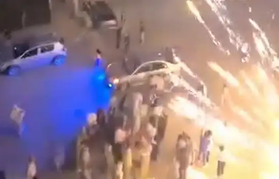 Nişan kutlaması kabusa döndü! Kalabalığın üzerine patladı