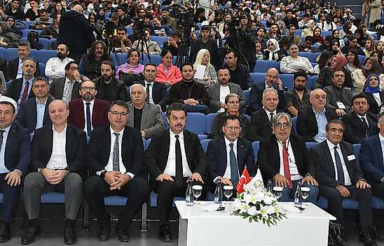Selçuk Üniversitesinde yapay zeka rüzgarı esti