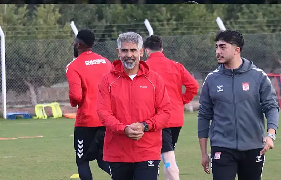 Sivasspor'un aklı play-off'ta