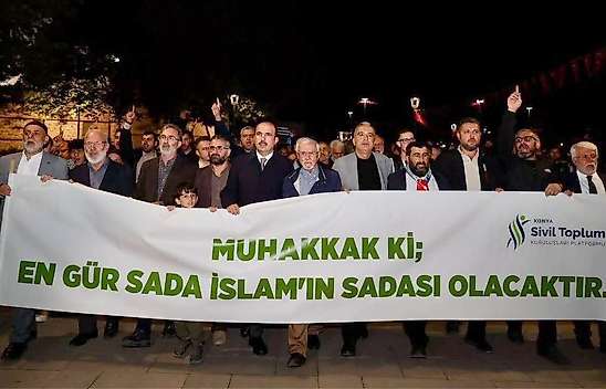 Soykırımcı İsrail Konya'da lanetlendi