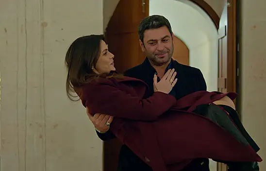 Uzak Şehir'de Cihan ve Alya bölüme damga vuracak