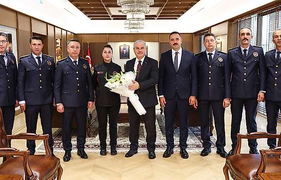 Vali Akın'dan itfaiyecilere teşekkür!