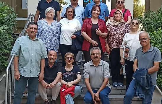 Yıllar sonra Konya'da bir araya geldiler: 'Gençliğimize yürüdük'
