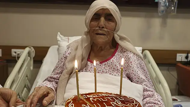  111 yaşındaki Hatice nine hayata beşinci kez 'merhaba' dedi