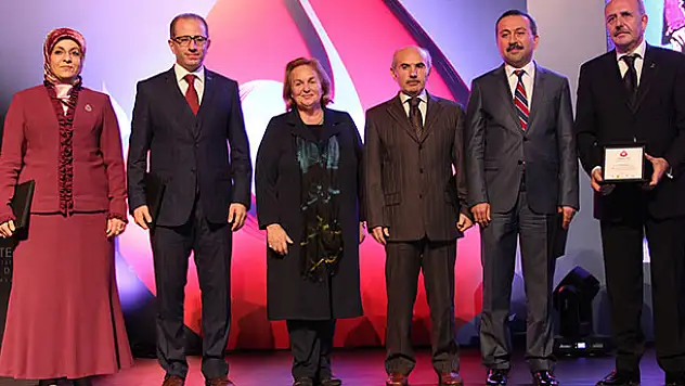 '2. Ateşbaz-ı Veli Mutfak ve Mutfak Kültürü Ödülleri' sahiplerini buldu