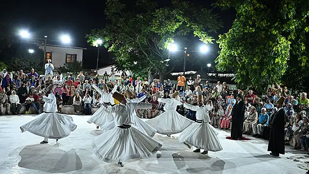  2023 Mevlana Yılı dolayısıyla Konya'da, her hafta 4 ayrı sema programı düzenleniyor