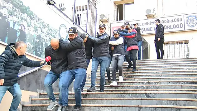  78 milyon liralık dolandırıcılık yapan şebeke üyeleri adliyeye sevk edildi