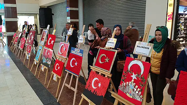 '81 ilde Şanlı Bayrağım' sergisi açıldı