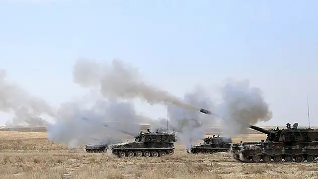 'Afrin'de terörist sığınakları vuruldu'