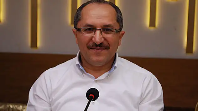 'Ahlaklı ve dürüst olmak şart'