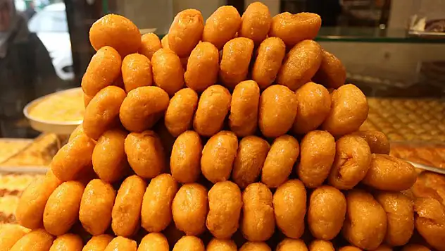  Aile sırrı olarak saklanan tarifiyle bu tatlı sadece ramazan ayında yapılıyor