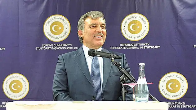 'Almanya'da yaşayan Türkler Müslümanları temsil ediyor'