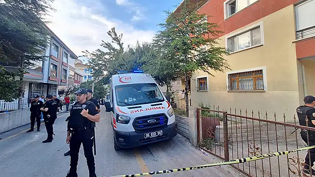  Ankara'da eşini ve evde birlikte yakaladığı kişiyi öldüren kişi, intihar etti 