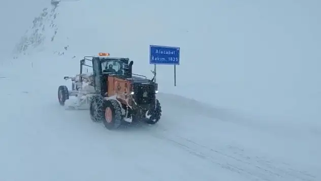  Antalya-Konya kara yolunda kar yağışı yeniden başladı
