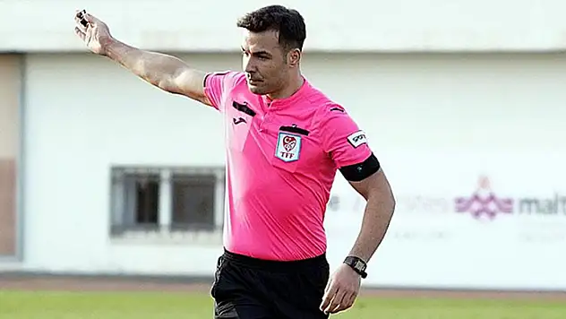  Arabam.com Konyaspor-Trabzonspor maçını Cihan Aydın yönetecek

