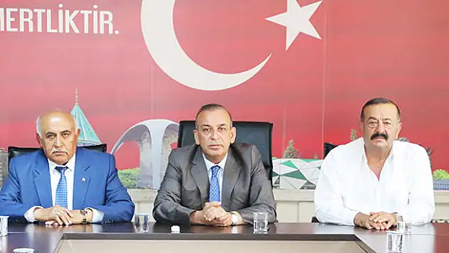 'Arakan yalnız bırakılmamalı'