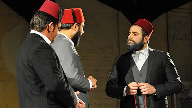 'Arz-ı Veda Mehmet Akif Ersoy' Oyununa yoğun ilgi
