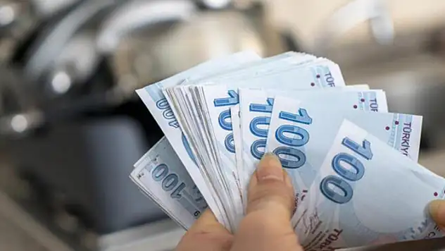  Asgari ücrette karar günü... Asgari Ücret Komisyonu toplandı! Karar 15.00'te açıklanacak