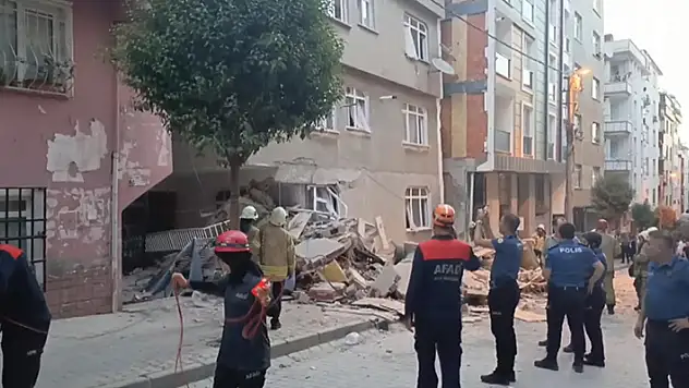 Bahçelievler'de 4 katlı binada kısmen çökme meydana geldi