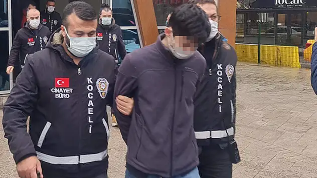 'Bahçeye giren tavuk' kavgasında komşularını öldüren 3 sanığa 15'er yıl hapis

