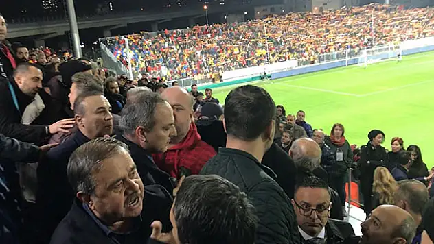 'Bakanlarımızı ve TFF'yi göreve davet ediyoruz'
