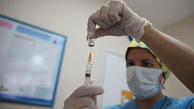  Bakanlık duyurdu! İş yerleri aşı olmayan işçilerden PCR testi isteyebilecek