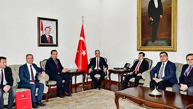 'Basına bilgi akışında her  türlü kolaylığı sağlayacağız'