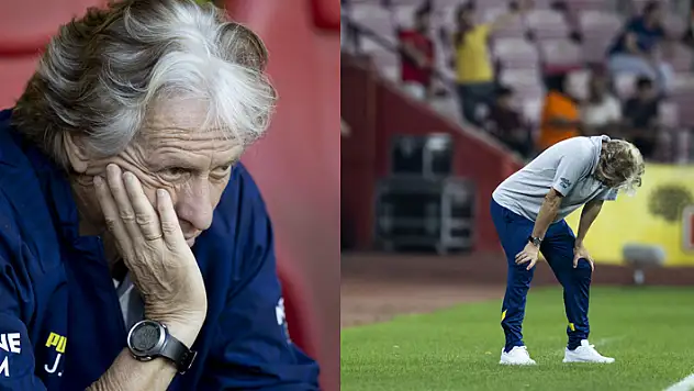 'Bazen sadece bakarsın, bazen de hiç bakamazsın!' Fenerbahçe Teknik Direktörü Jorge Jesus'un ilginç anları