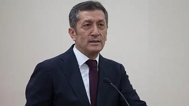 'Büyük çaplı öğretmen eğitimi projeleri başlatacağız'