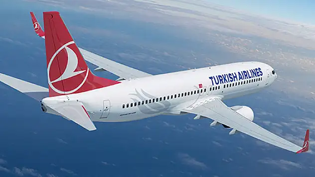 'C-4 kargo' yazısı uçağı piste döndürdü