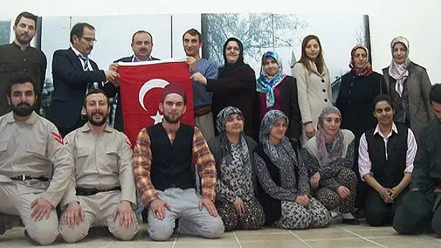 'Çanakkale Zaferi'  Tiyatro Gösterisi Hadim'de