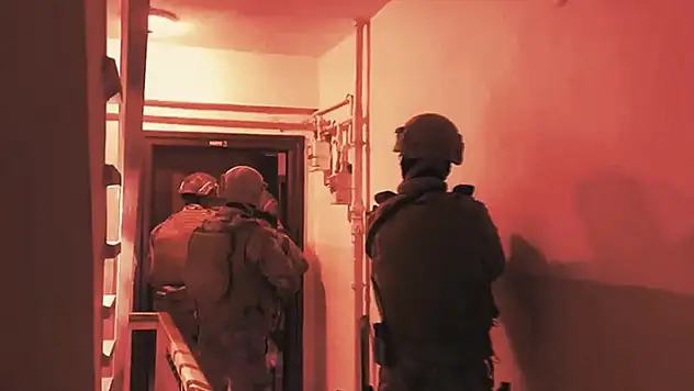 'Çember-13' operasyonlarında 3 bin 765 firari yakalandı
