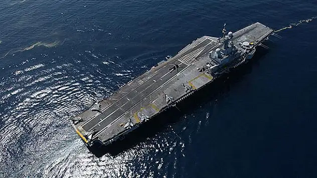 'Charles de Gaulle' DAEŞ operasyonlarına katılacak