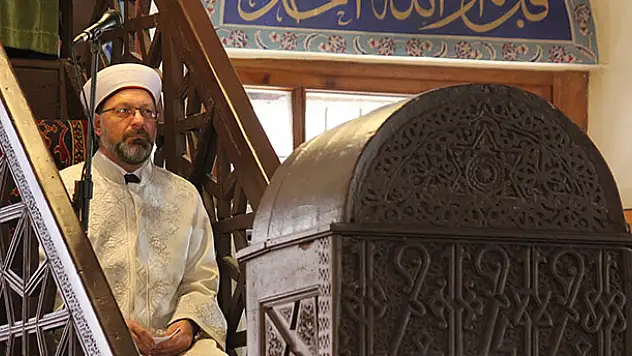 'Cinsiyete müdahale eden bütün bir neslin felaketini hazırlar'