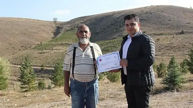'Çocukluk hayalim' dediği fidanlar yanmasın diye hayatını kaybetti
