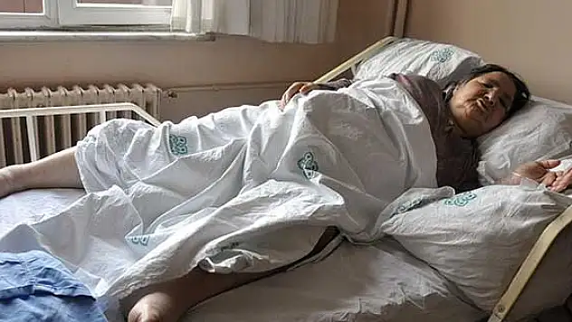 'Çok konuştuğu' gerekçesiyle bıçaklandı, yatağa mahkum oldu
