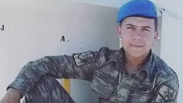  Cumhurbaşkanı Erdoğan'dan şehit askerler  Halil Yıldız ve Fırat Güner'in ailelerine başsağlığı mesaj